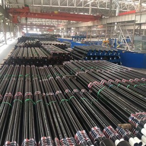 Beveled Black Paint Seamless Steel Pipe